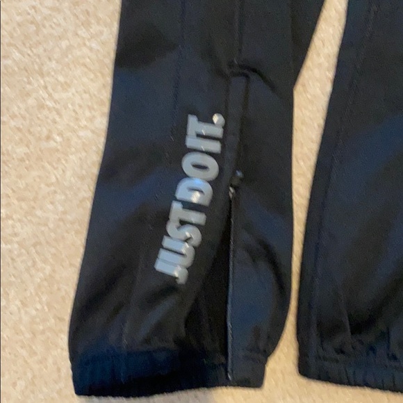 Woman’s Joggers - Picture 3 of 3